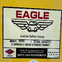 Eagle Manufacturing Flammable Storage Cabinet image 2